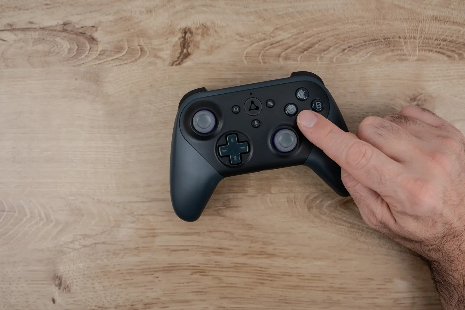 Como Conectar el Mando de XBOX al  Fire TV - Juega a  Luna 