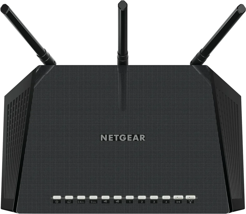 Netgear R6400 Router WiFi Nighthawk AC1750 Smart Router, Doble Banda, 4 Puertos Gigabit, con protección Armor, Color Negro